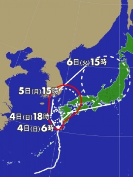 台風が近づいています　A Typhoon is approaching